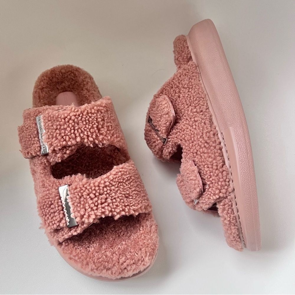 ALEXANDER MCQUEEN Shearling Slide Sandals in Pink EU 37.5 US 7.5 NEW MSRP $790